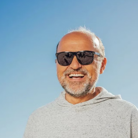 Wie bleiben Prothesen an ihrem Platz?